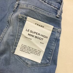 BNWT Frame Le Super High Mini Boot jeans